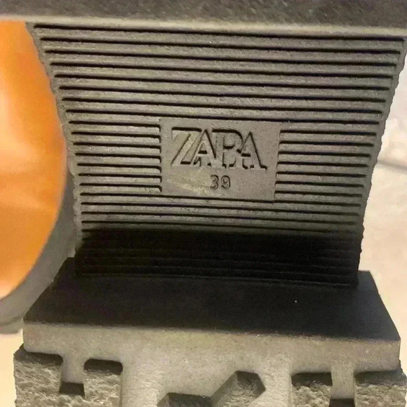 Zara Tan Black rubberized bottom boots size 39 - Picture 5 of 7